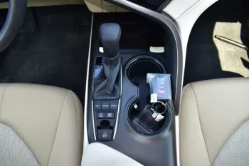 MODEL TOYOTA CAMRY LE HYBRID 2.5L E-CVT 2024 MODEL YEAR