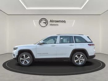 Jeep Grand Cherokee Limited Plus V6 2023 White Color
