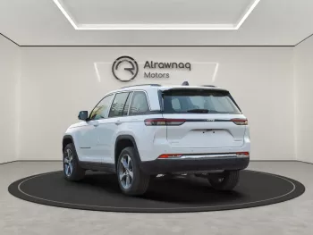 Jeep Grand Cherokee Limited Plus V6 2023 White Color
