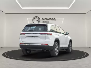 Jeep Grand Cherokee Limited Plus V6 2023 White Color