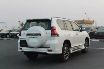 Toyota Prado VXR 4.0L  2023 Model Year