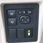 Toyota Prado VXR 4.0L  2023 Model Year - Thumbnail 8