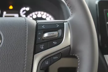 Toyota Prado VXR 4.0L  2023 Model Year