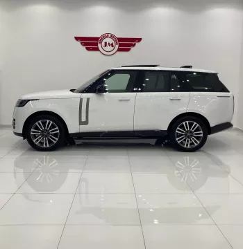 Land Rover  Range Rover Vouge P400 2023 white color