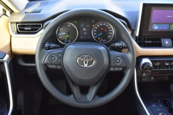 TOYOTA RAV4 XLE 2.0L PETROL 5 SEATER AWD 2023 MODEL YEAR