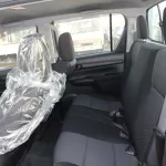 TOYOTA HILUX 2.4L 2023 DIESEL 4WD DOUBLE CAB DLX PR AUTOMATIC - Thumbnail 12