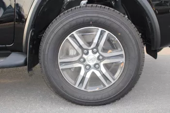 TOYOTA FORTUNER 2.7L PETROL ACTIVE 2023 MODEL YEAR