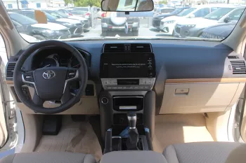 Toyota Prado 4.0L Petrol 4wd 2023 White