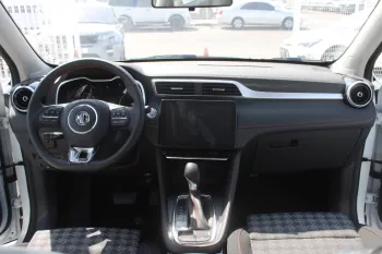 MG ZS 1.5L PETROL FWD 5DOORS MY2023 WHITE