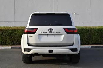 TOYOTA LAND CRUISER 300 XTREME EDITION V6 3.3L DIESEL 2022 MODEL YEAR