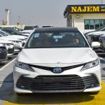 Toyota Camry GLEX 2.5L HYBRID MODEL 2023 Silver Color - Thumbnail 2