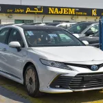 Toyota Camry GLEX 2.5L HYBRID MODEL 2023 Silver Color - Thumbnail 1