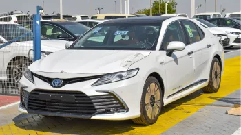 Toyota Camry GLEX 2.5L HYBRID MODEL 2023 Silver Color