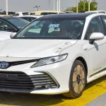 Toyota Camry GLEX 2.5L HYBRID MODEL 2023 Silver Color - Thumbnail 3