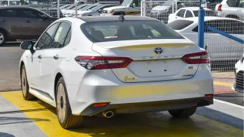 Toyota Camry GLEX 2.5L HYBRID MODEL 2023 Silver Color