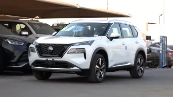 Nissan X-TRAIL E-Power 4WD Super Hybrid Flagship 2023 White Color