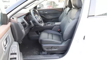 Nissan X-TRAIL E-Power 4WD Super Hybrid Flagship 2023 White Color