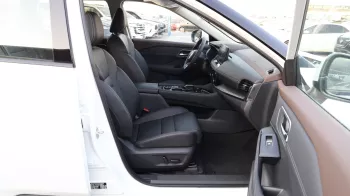 Nissan X-TRAIL E-Power 4WD Super Hybrid Flagship 2023 White Color