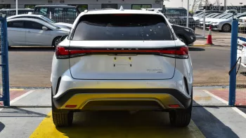 Lexus RX 350h Hybrid V4 AWD 2023 White Color