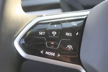VOLKSWAGEN ID6 CROZZ PRO ELECTRIC CAR MODEL YEAR 2023 BLUE