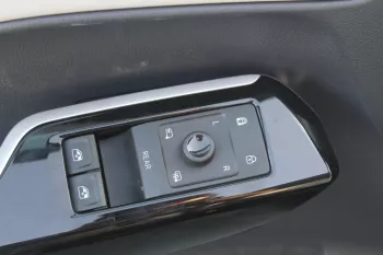 VOLKSWAGEN ID6 CROZZ PRO ELECTRIC CAR MODEL YEAR 2023 BLUE