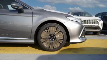 Toyota Camry Hybrid Grande 2.5L V4 2024 Gray Color
