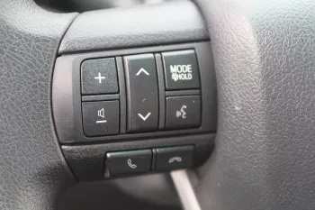 Toyota Hilux 2.4L DIESEL 4WD 2023 WHITE