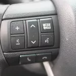 Toyota Hilux 2.4L DIESEL 4WD 2023 WHITE - Thumbnail 9