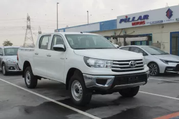 Toyota Hilux 2.4L DIESEL 4WD 2023 WHITE