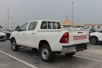 Toyota Hilux 2.4L DIESEL 4WD 2023 WHITE
