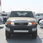 Toyota FJ Cruiser 4.0L PETROL 4WD 2023 BEIGE - Thumbnail 2