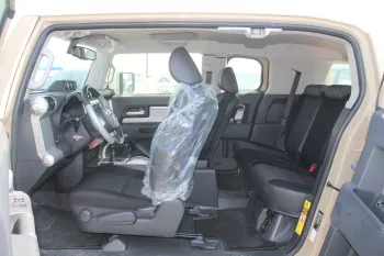 Toyota FJ Cruiser 4.0L PETROL 4WD 2023 BEIGE