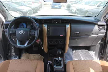 Toyota Fortuner 2.7L PETROL RWD 2023 GRAY