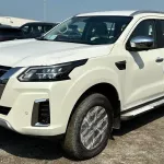 Nissan XTERRA 2.5L 2023 A/T 4WD Petrol Platinum Edition White Color - Thumbnail 5