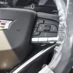Cadillac Escalade 6.2L PETROL FULL OPTION 2023 BLACK - Thumbnail 10