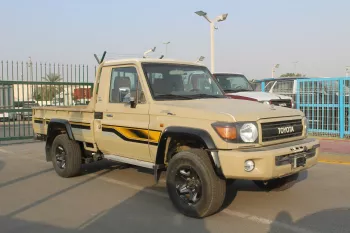 Toyota Land Cruiser Pick up SINGLE CAP 4.0L PETROL 4WD 2023