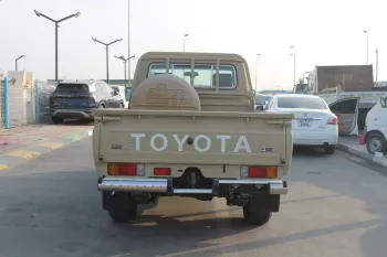 Toyota Land Cruiser Pick up SINGLE CAP 4.0L PETROL 4WD 2023