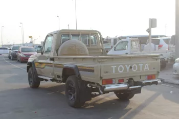Toyota Land Cruiser Pick up SINGLE CAP 4.0L PETROL 4WD 2023