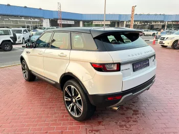 Land Rover Range Rover Evoque 2.0L V4 2016 White Color