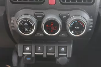 Suzuki Jimny 1.5L PETROL 3 DOORS 2024 GREEN