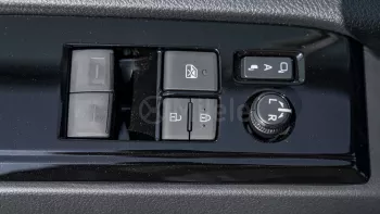 2024 TOYOTA GRANVIA 3.5L PETROL AT – BLACK