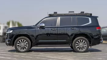 (RHD) TOYOTA LAND CRUISER LC300 VXR ARMORED 3.5P AT MY2023 – BLACK