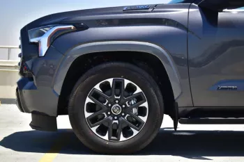 TOYOTA SEQUOIA LIMITED HYBRID V6 3.5L TURBO 4WD 2023 MODEL YEAR