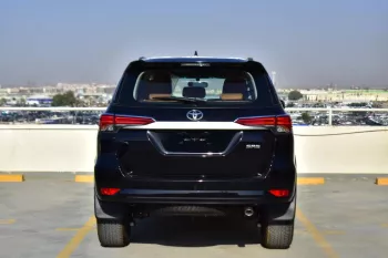 TOYOTA FORTUNER SR5 2.7L PETROL 4WD 2023 MODEL YEAR
