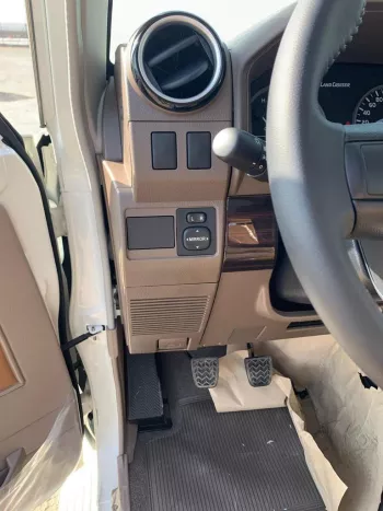 Toyota Land CruiserToyToyota Hard top 71 series 4.0L Full option (70th Anniversary)MY2022