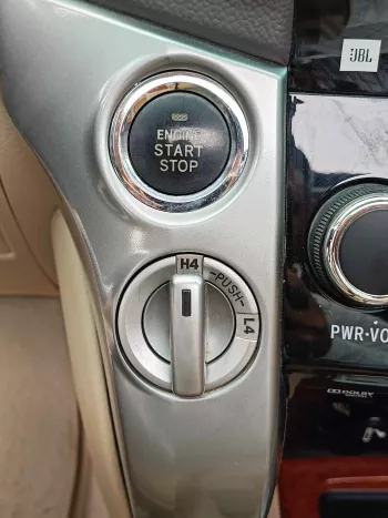 Toyota Land Cruiser VXR Full Option Petrol 5.7L V8 2014 Model Year