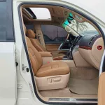 Toyota Land Cruiser VXR Full Option Petrol 5.7L V8 2014 Model Year - Thumbnail 20