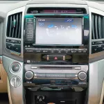 Toyota Land Cruiser VXR Full Option Petrol 5.7L V8 2014 Model Year - Thumbnail 13