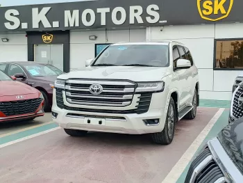 Toyota Land Cruiser VXR Full Option Petrol 5.7L V8 2014 Model Year