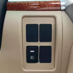 Toyota Land Cruiser VXR Full Option Petrol 5.7L V8 2014 Model Year - Thumbnail 14